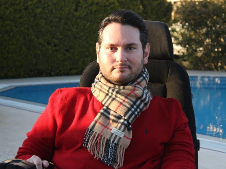 Galatasaray'dan çok sürpriz sol bek adayı!