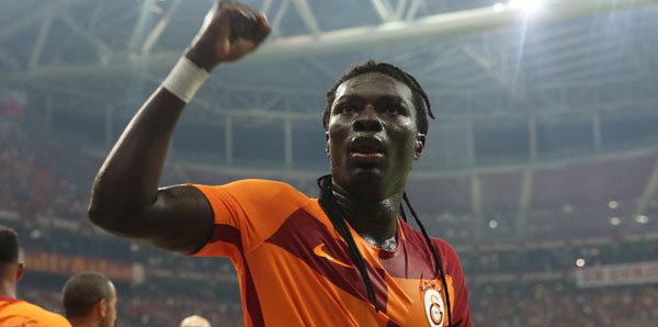 Galatasaray'da Gomis gerçeği! 3 yıl...