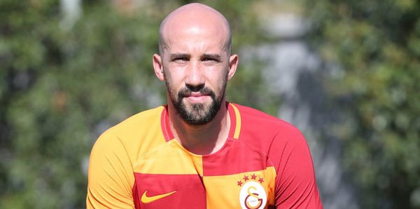 'Galatasaray'da Latovlevici ilk 11'e girecek mi?