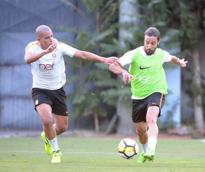 Galatasaray’dan neşeli idman!