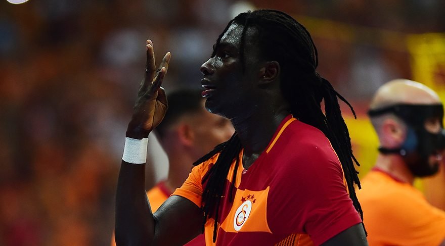 Gomis tarih yazmaya başladı