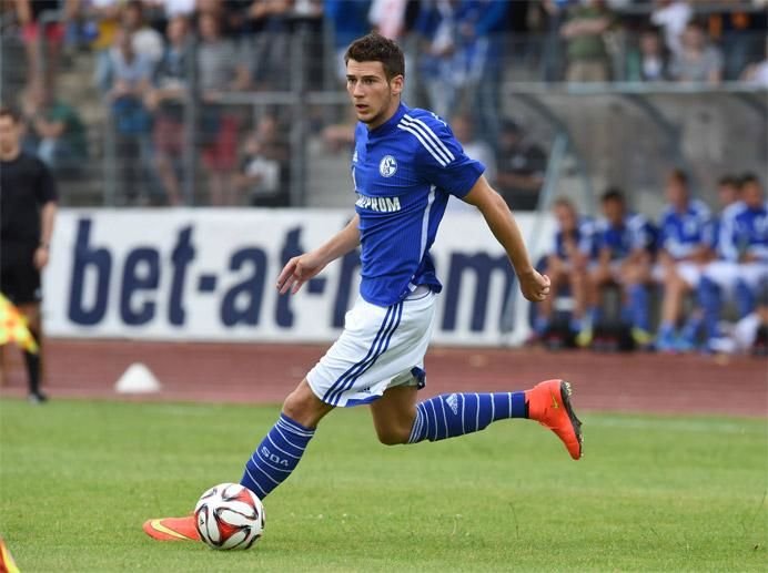 LEON GORETZKA - SCHALKE