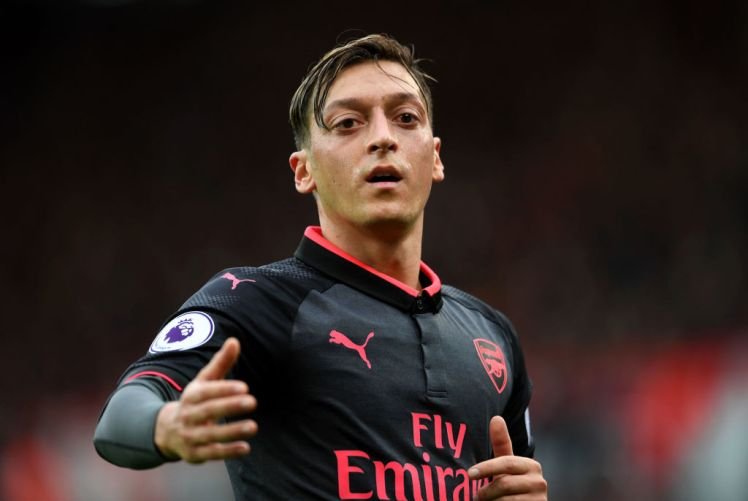 Mesut Özil’e Fenerbahçe baskısı