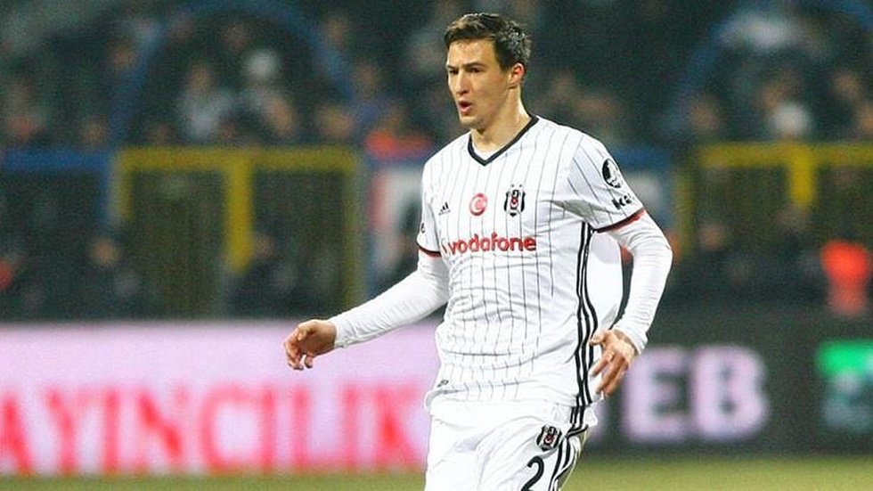 Mitrovic ısınıyor