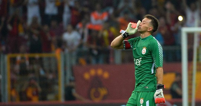 Muslera - 82