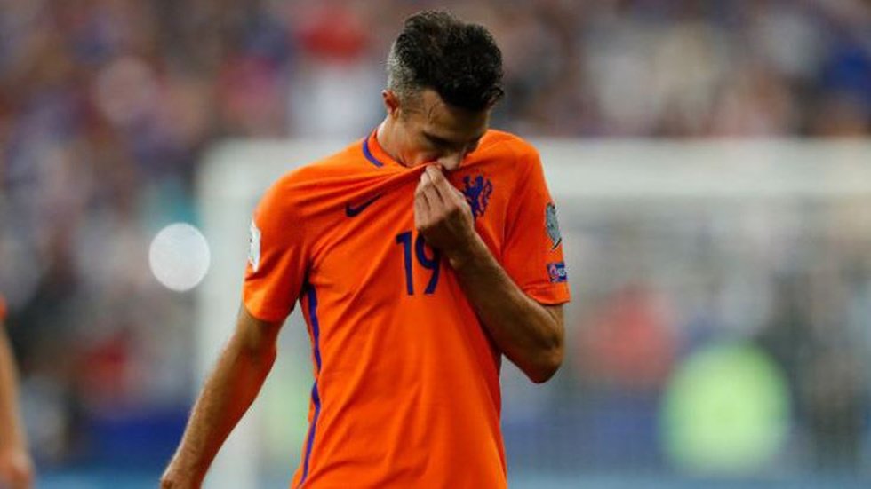 Robin van Persie Hollanda Milli Takımı kadrosundan çıkarıldı