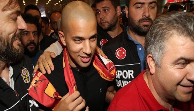 FUTBOLCU OLARAK KİMİ ÖRNEK ALIYORDUN?