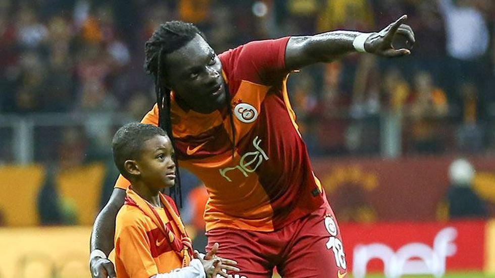 Bafetimbi Gomis kampta