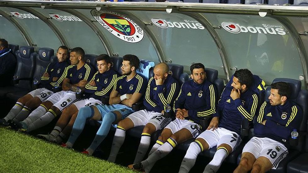Aatif ya da Fernandao gözden çıkartılacak