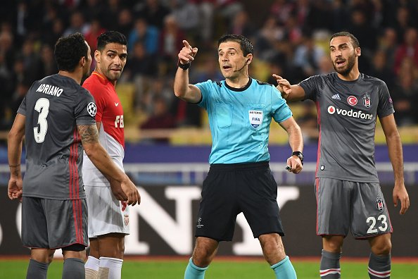 Adriano: 2,3 milyon Euro