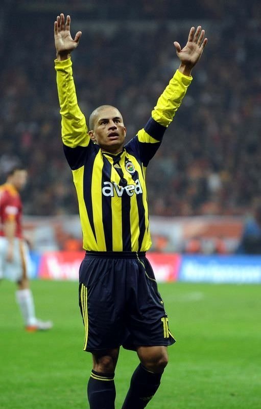 Alex de Souza resmen açıkladı! 