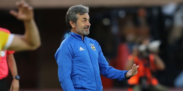 Aykut Kocaman'dan Stankovic taktiği! Derbi öncesi kahvaltıda bakın ne yedirecek