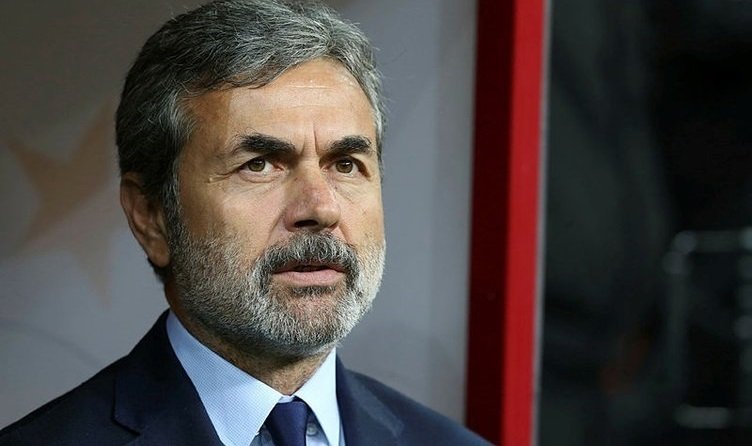 'Aykut Kocaman'dan yıldız futbolcuya; 