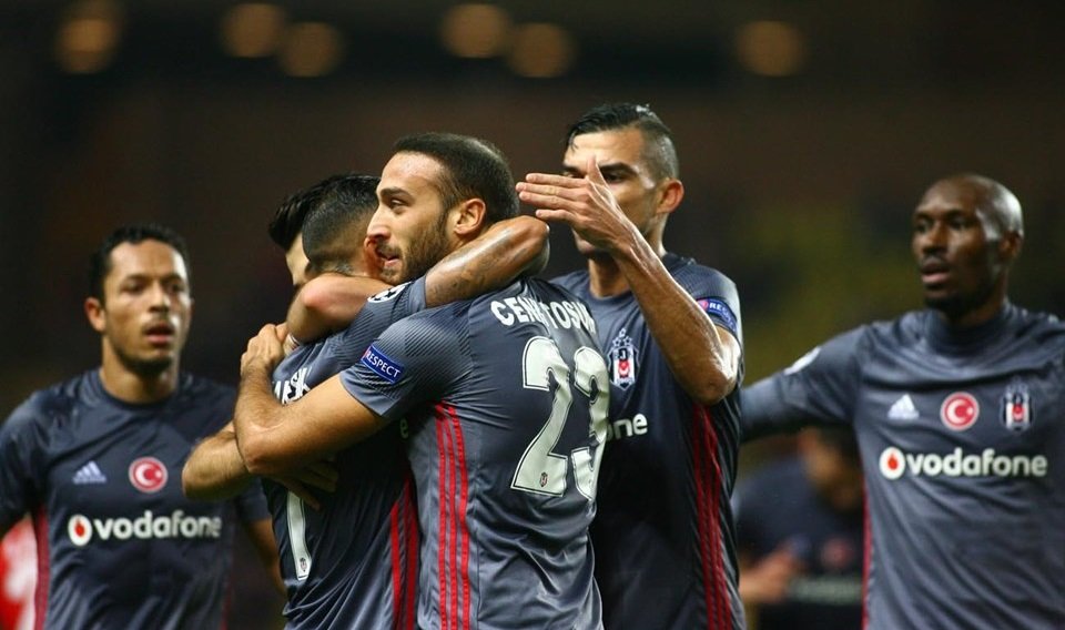 Beşiktaş devleri solladı! Barcelona, Manchester, PSG...