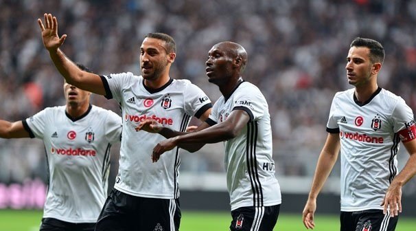 'Beşiktaş'a milli ara yarıyor mu?