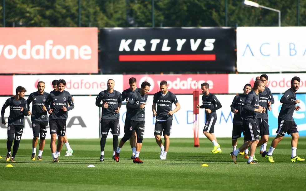 Beşiktaş'ta flaş gelişme! Antrenmanı yarıda bıraktı