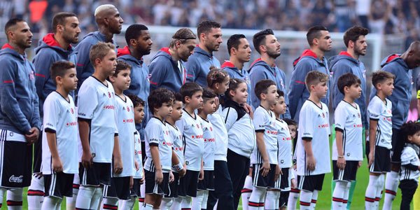 Beşiktaş'ta son dakika gelişmesi! 4 yıllık imza