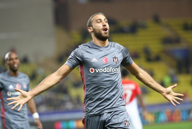 Cenk Tosun'a 7. talip çıktı! Transferde sürpriz gelişme