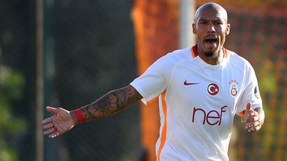 De Jong’a baskı var