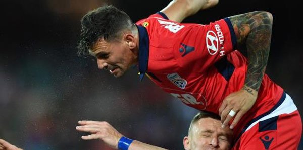 'Ersan Adem Gülüm'ün kaburgaları kırıldı