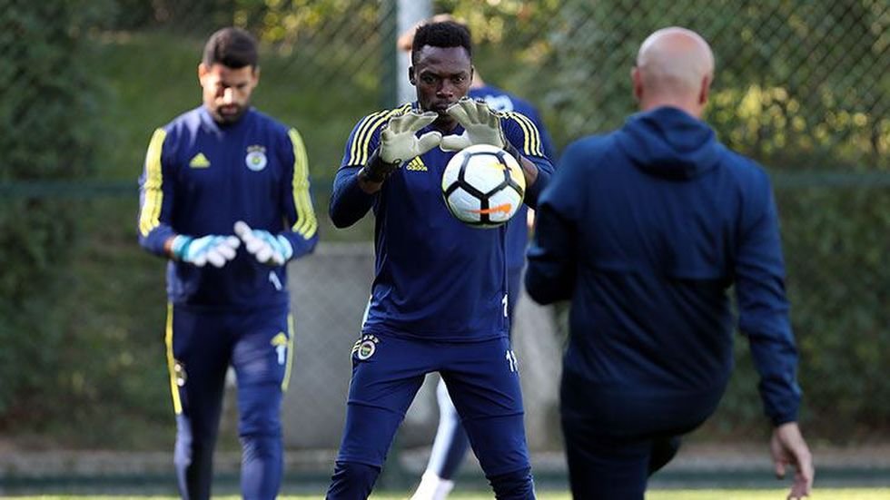Fenerbahçe kalesinde müthiş rekabet