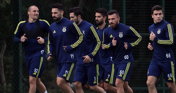 'Fenerbahçe'de flaş gelişme! 4 futbolcu yok!