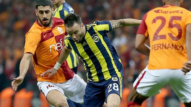 Fenerbahçeli futbolcu isyan etti!