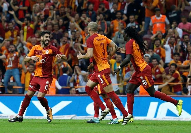 Galatasaray, Fenerbahçe altyapısında yetişen oyuncu transfer ediyor
