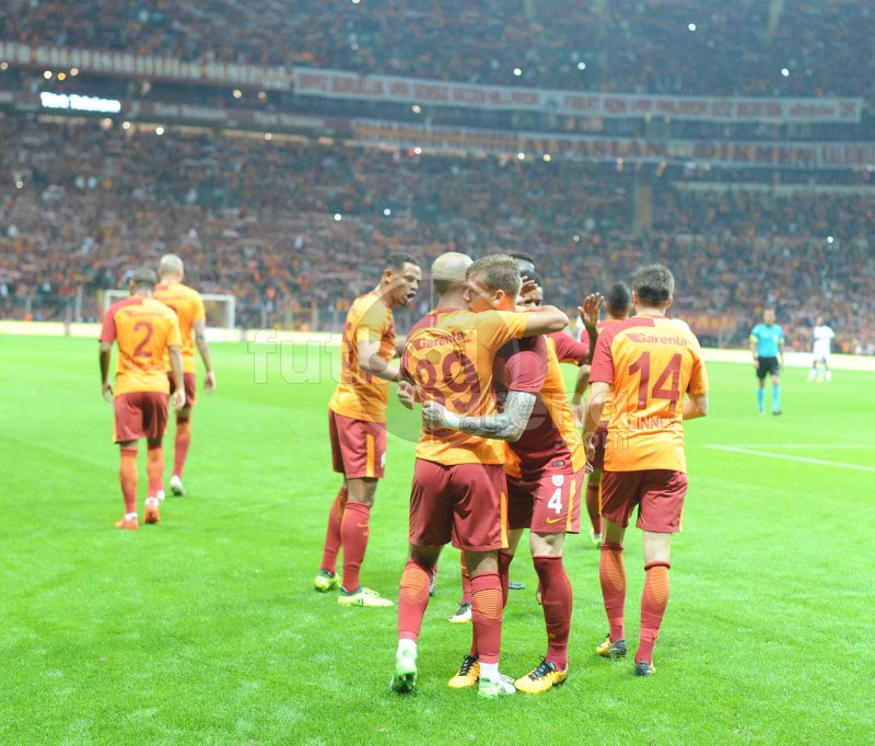 'Galatasaray'da Feghouli coştu bir kere!