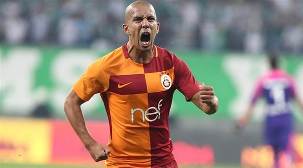 Galatasaraylı taraftarların flaş Sofiane Feghouli hazırlığı