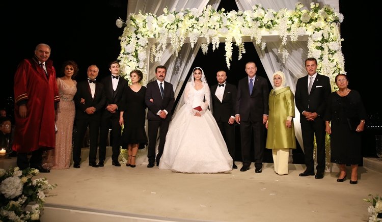 Gökhan Töre ünlü oyuncu ile evlendi! Tayyip Erdoğan şahit oldu