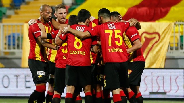 'Göztepe'den Beşiktaş'a transfer mi? Açıkladı