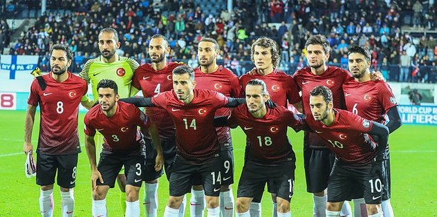 Lucescu için flaş iddia! Yıldız futbolcuyu oynatmamak için...