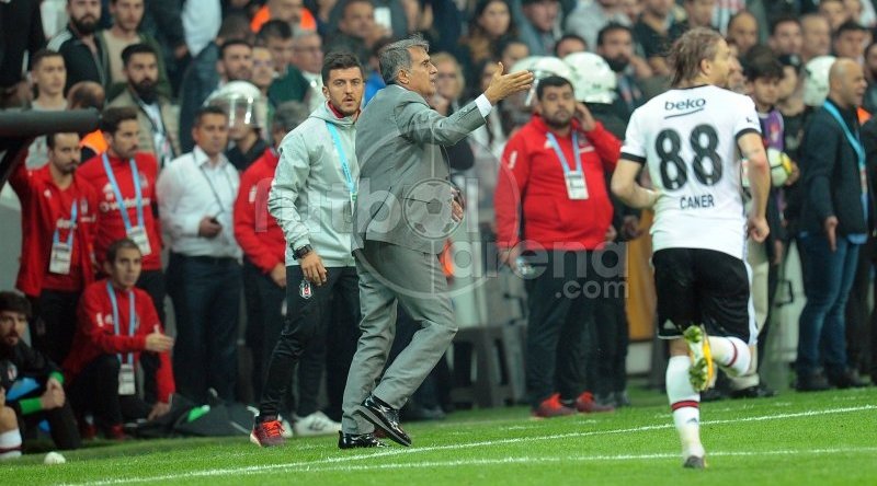 'Şenol Güneş'i kızdıran soru! Maç sonu basın toplantısında...