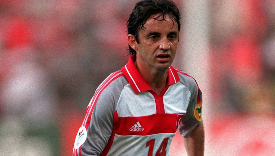 Suat Kaya: Hugo