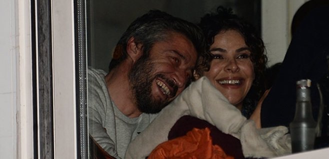 Tümer Metin ile Gamze Topuz arasında sokak ortasında tartışma