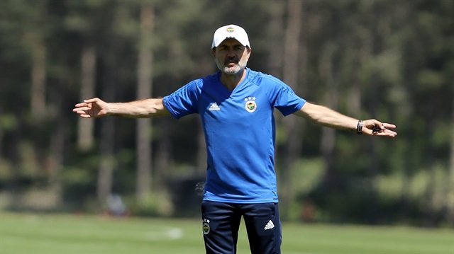Ve Aykut Kocaman herkesi topladı: