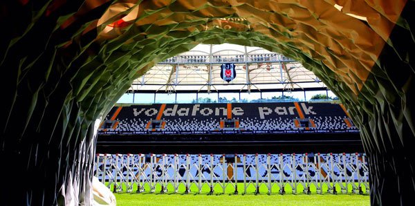 Vodafone Park'a akın edecekler! Tam 7 ülkeden...