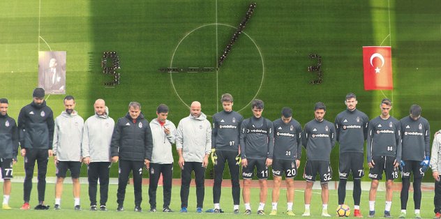  Bugün Simsiyahız!
