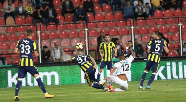  Fenerbahçeli oyuncudan şampiyonluk için o sözler; 