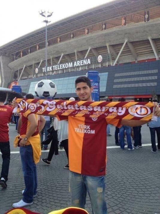 Genç yıldızın G.Saray formasıyla fotoğrafı ortaya çıktı