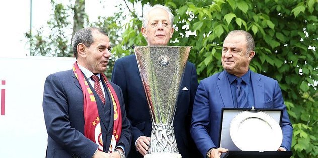  Terim’den Özbek’e: Gelemem, Çünkü...