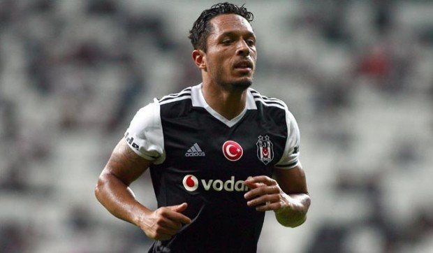 ADRIANO