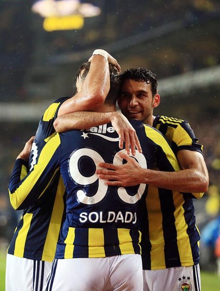 AS: İnanılmaz Soldado: 61’de oyuna girdi; hat-trick yaptı.
