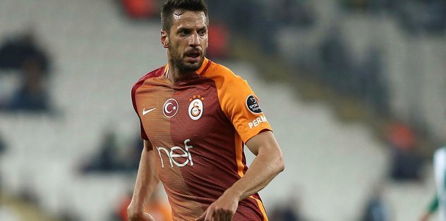 Balta, G.Saray’da bırakacak!