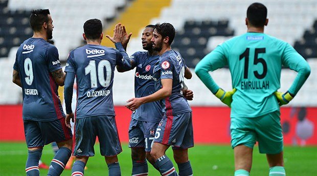 'Beşiktaşlı oyuncuya sürpriz teklif! Transferde flaş gelişme