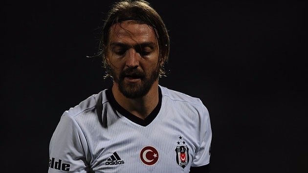 Beşiktaş'ta Caner Erkin için flaş açıklama! 