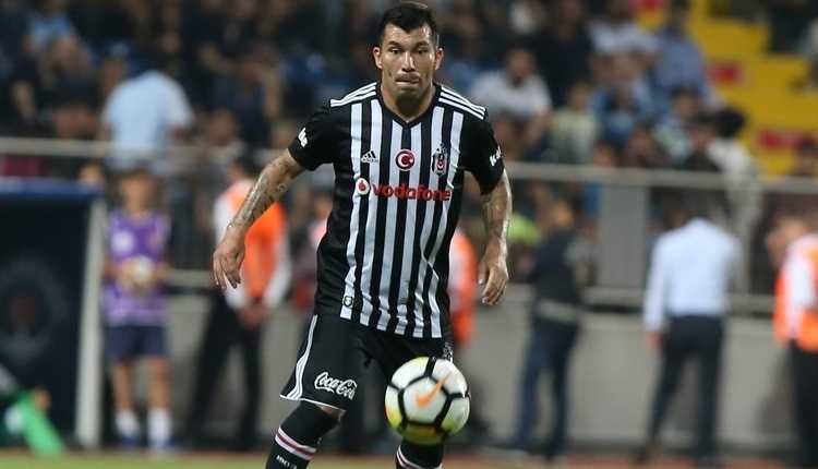 Beşiktaş’ta Gary Medel’in şaşkınlığı!