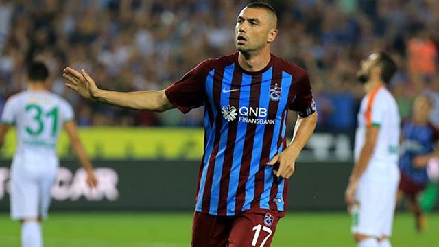 Burak Yılmaz'dan Beşiktaş taraftarına Escude göndermesi! 