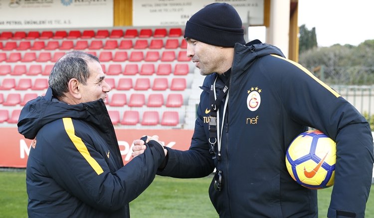 'Dursun Özbek'ten Florya'ya ziyaret! Igor Tudor mesajı...